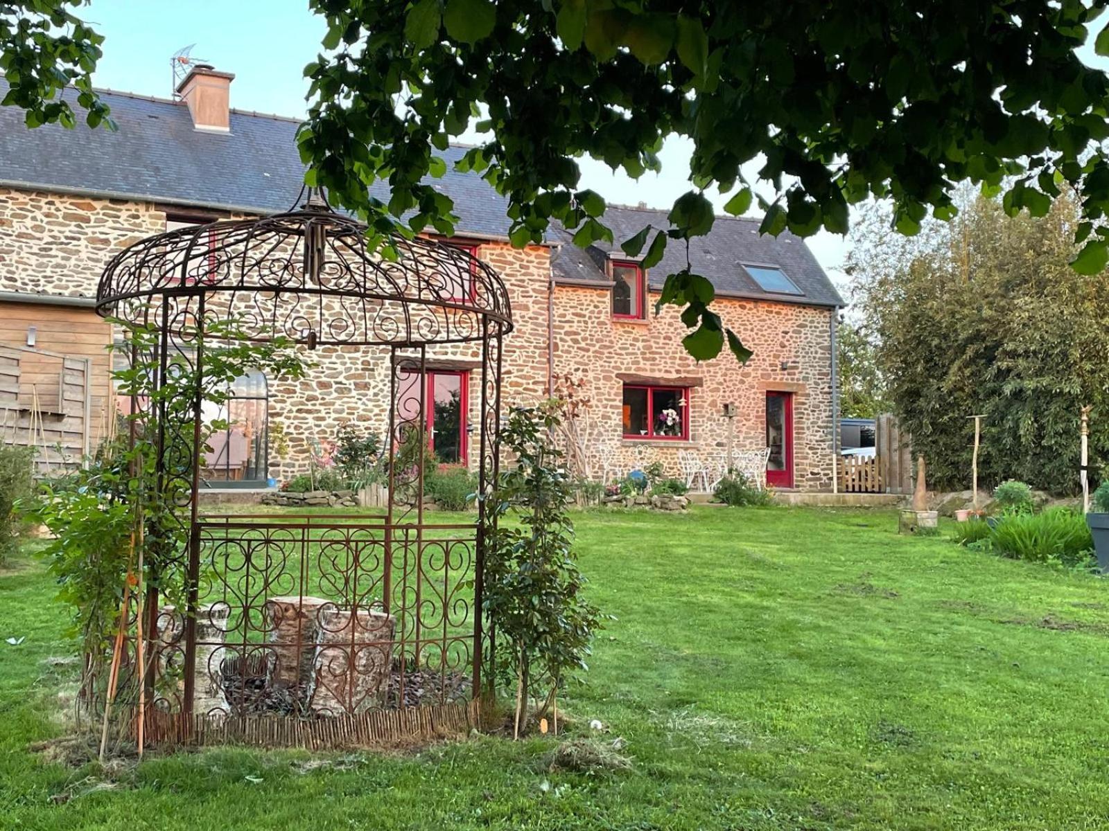 Chambres d'hôtes Saint-Hélen Esterno foto
